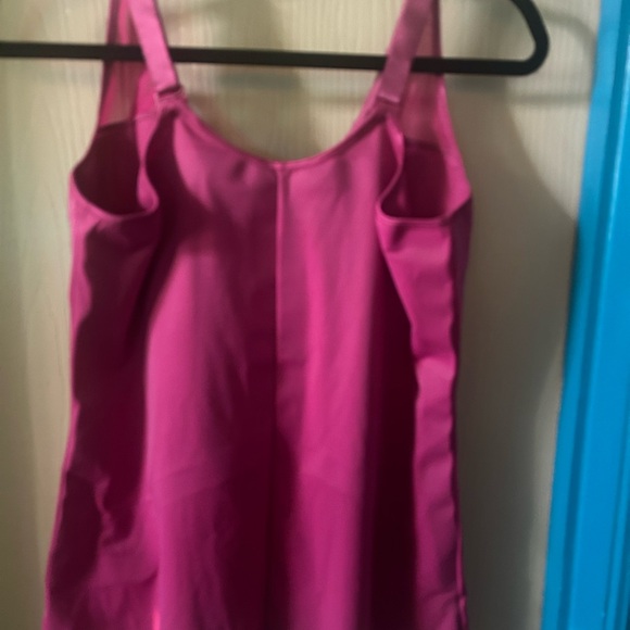 Ruby Ribbon Style 1806 Size 44 - Picture 2 of 3